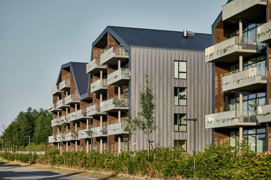 Spændende tagkonstruktion beklædt med DS Nordic Klikfals, Udsigten - Vester Ringvej 45, 8600 Silkeborg